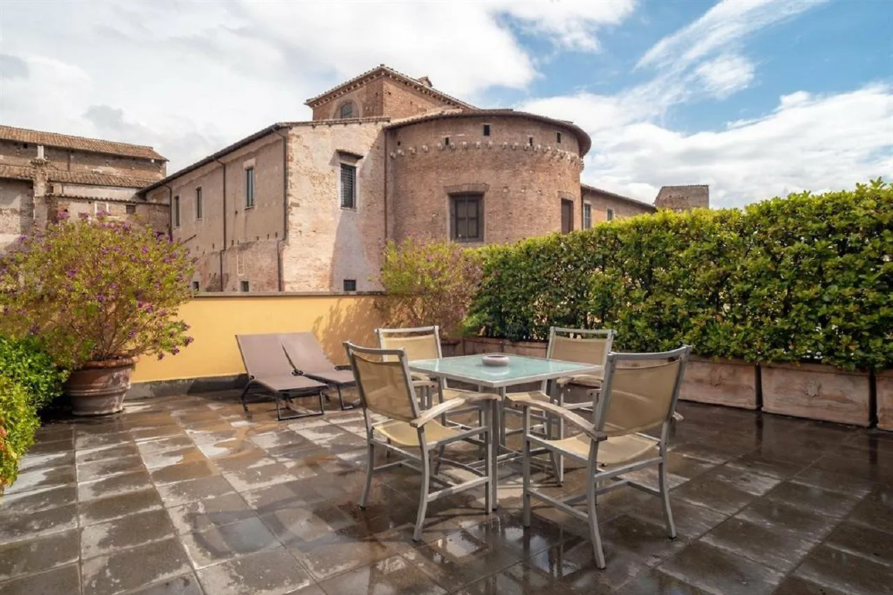 Ξενοδοχείο Room Mate Collection Mia, Rome Colosseum