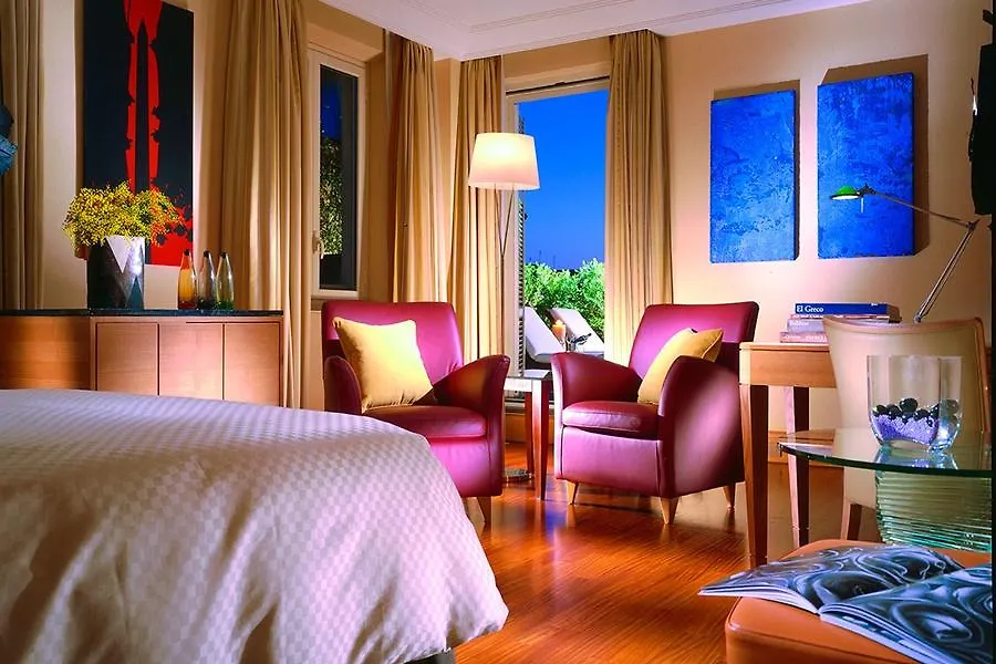 Room Mate Collection Mia, Rome Colosseum