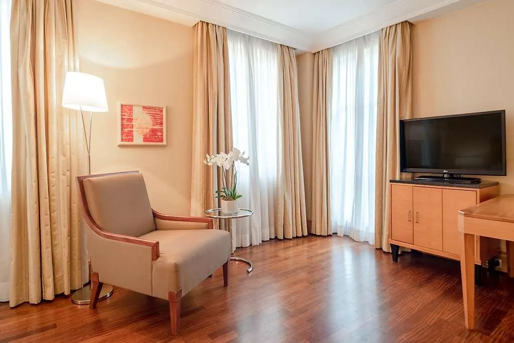 Room Mate Collection Mia, Rome Colosseum Italy